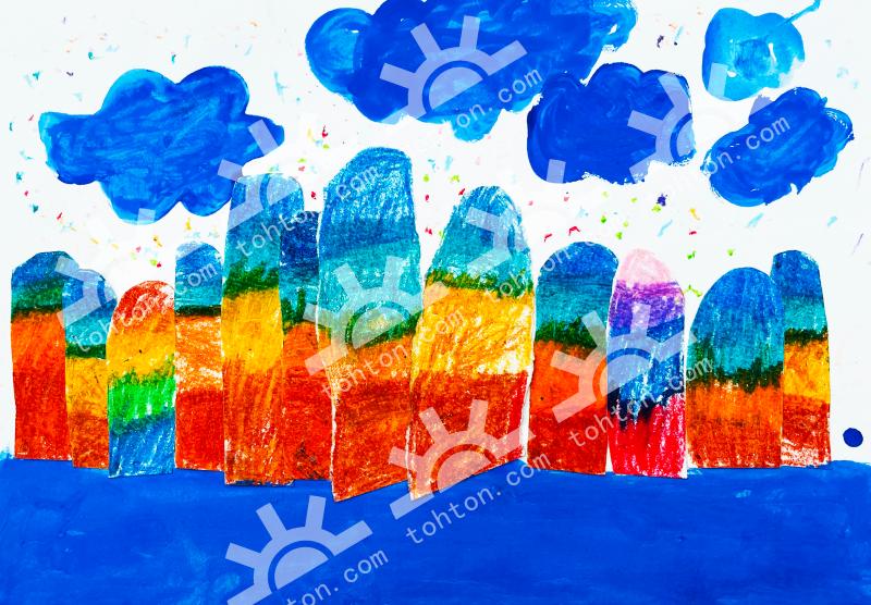 五颜六色的山群