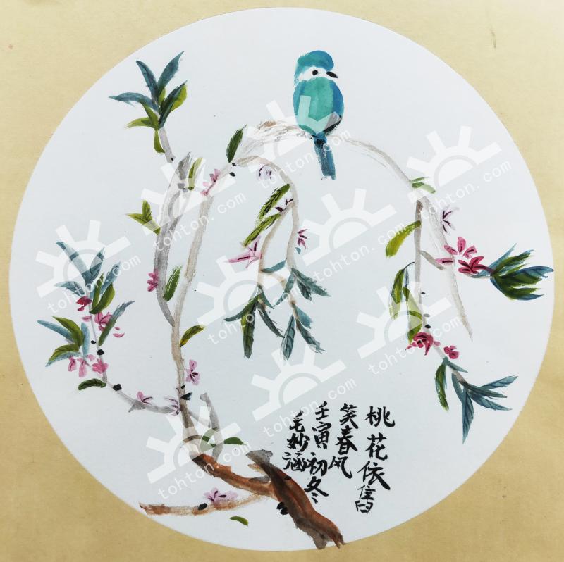 桃花依旧笑春风